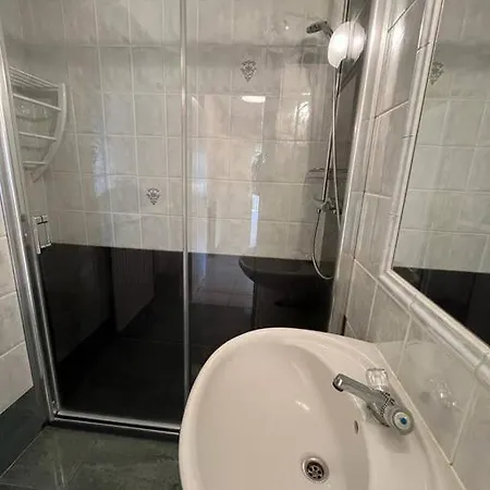 Lejlighed Sfeervol Met Zeezicht